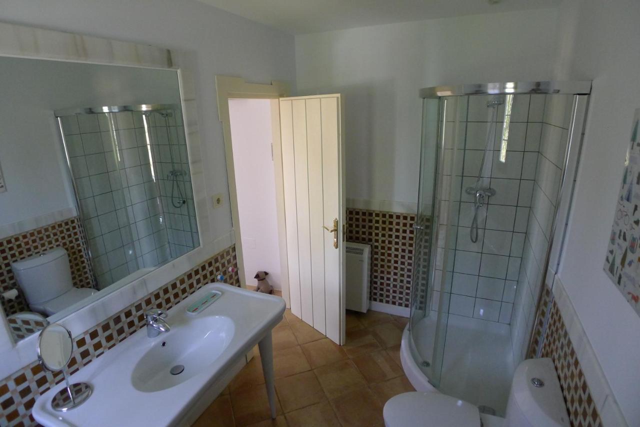 روندا Salvatierra Guest House المظهر الخارجي الصورة