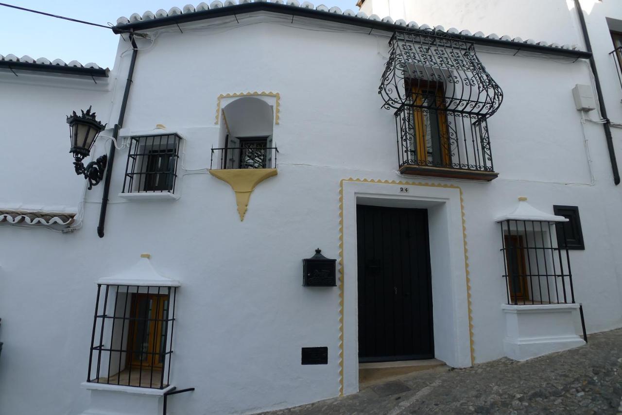 روندا Salvatierra Guest House المظهر الخارجي الصورة